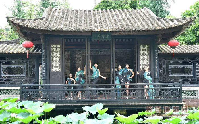 動態展覽。.jpg