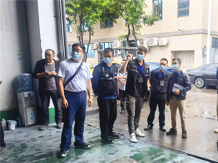 參觀2.jpg