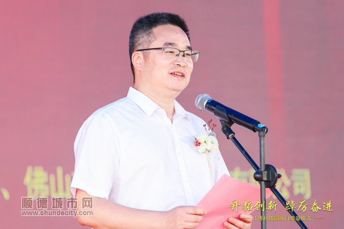 佛山市偉博創科光電有限公司董事長劉子昂。.jpg