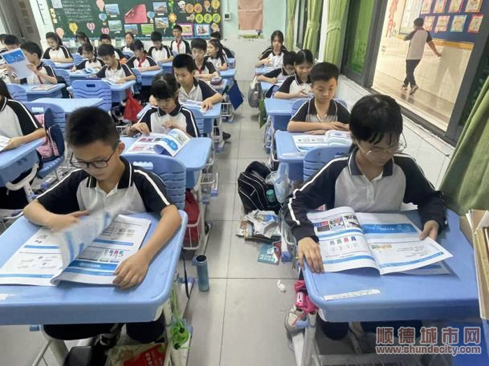 垃圾分類宣傳進校園。.png
