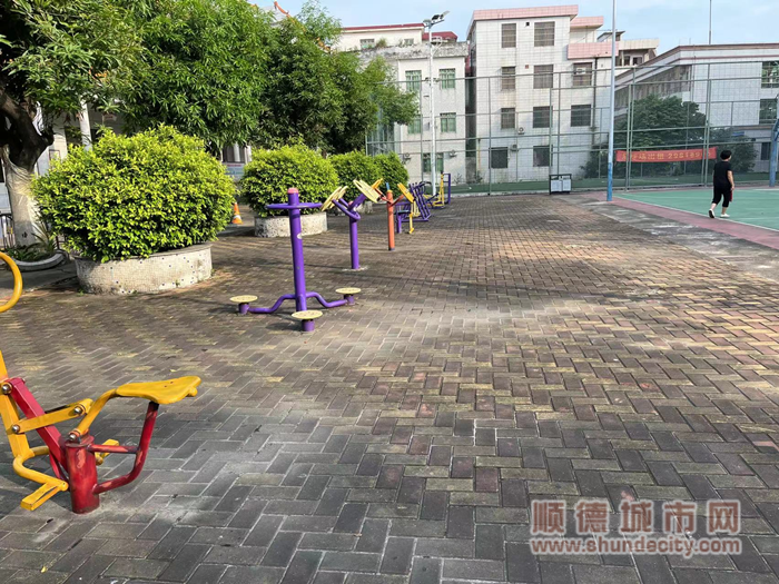 康樂中心健身場所陳舊_副本.png