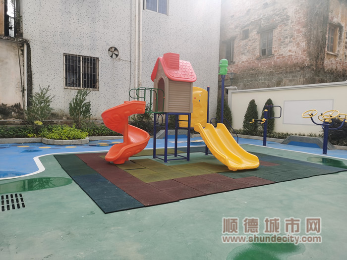 杏福苑旁邊地塊升級成小公園_副本.jpg