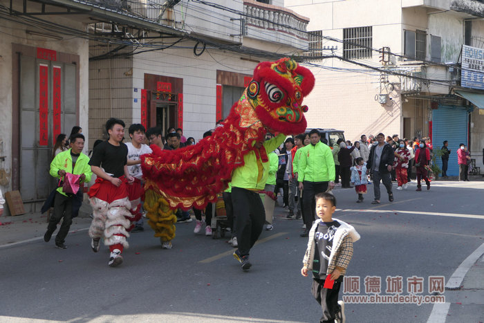 舞獅隊伍。.jpg
