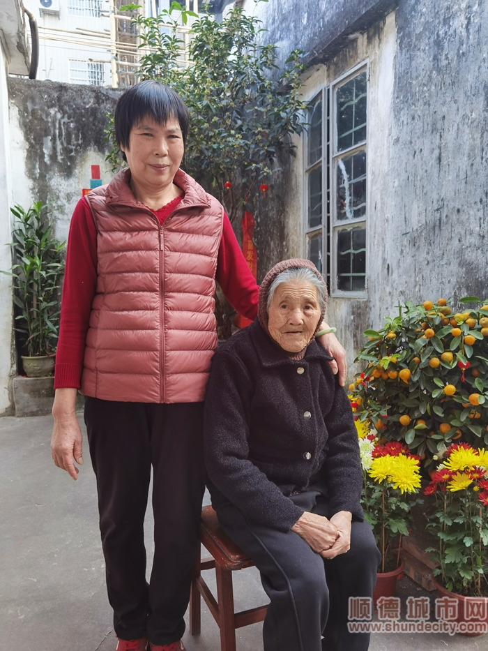 李橋興、董燕才合照.jpg