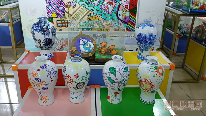 陶瓷藝術(shù)創(chuàng)作。.jpg