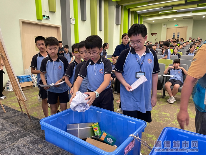 德勝小學資源回收 (3).JPG