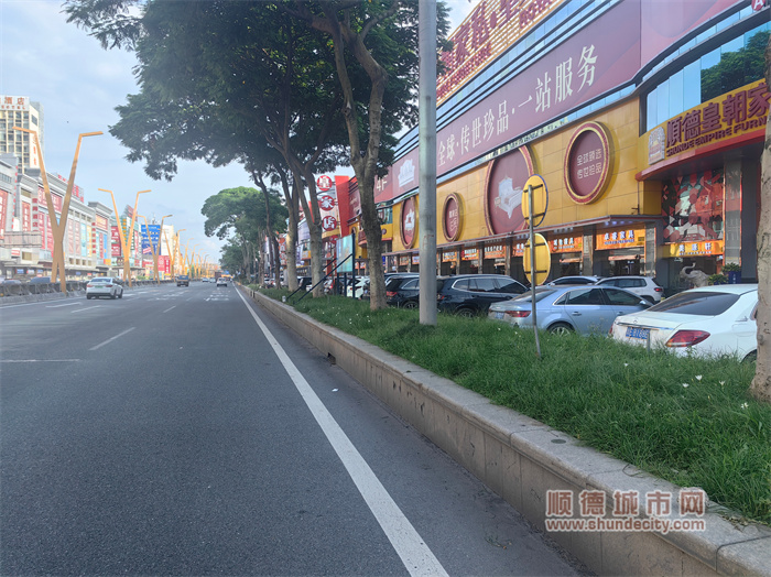 1圍擋拆除后.jpg