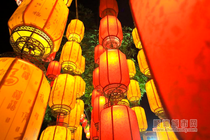 游·中秋漢服游園會，打卡漢風創意市集，水燈祈福，點亮星河；.png