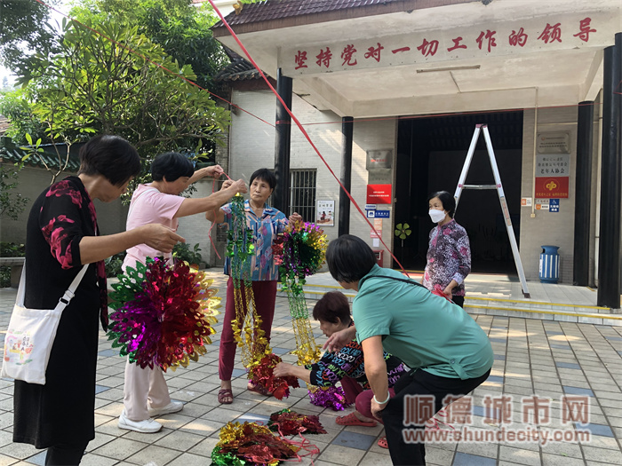 活動前老友記志愿者布置場地_proc.jpg