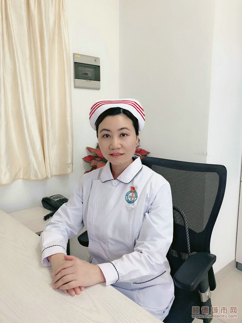 鐘彩棠工作照2.jpg