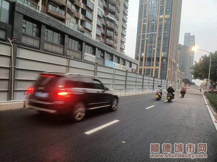 南岸濱河路-整改中（北側第一階段圍蔽）.jpg