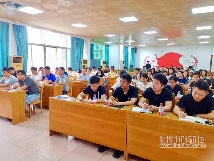 樂從持續打造高質量黨員隊伍。.jpg