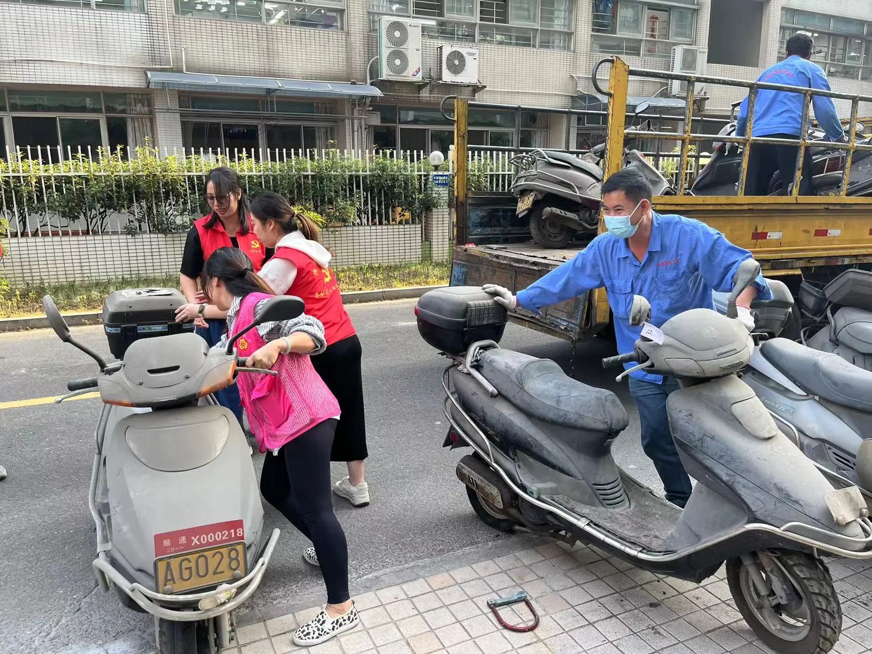 聯動辦實事，共治破難題.jpg