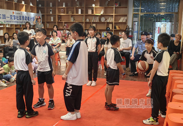 現場精彩瞬間，小演員生動表演，觀眾反響熱烈。_副本.jpg