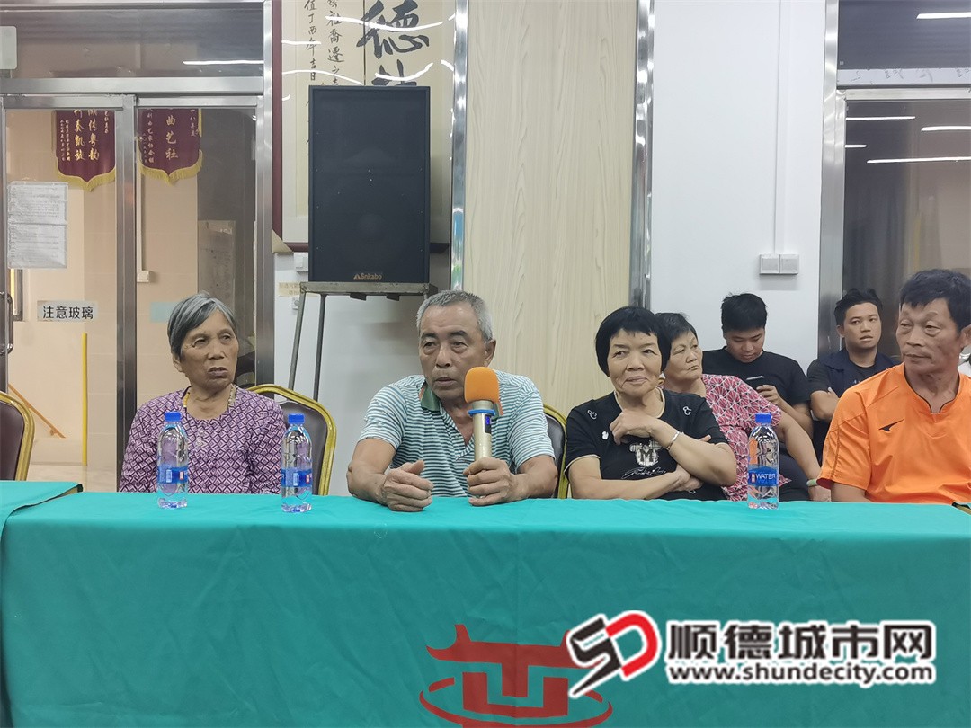居民代表積極發表意見建議 (6).jpg
