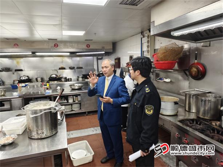 美食遇上馬拉松，容桂“藍朋友”來陪跑