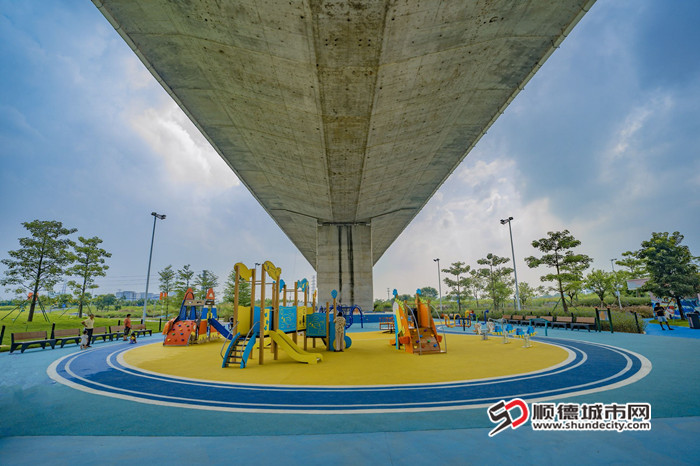 20231005順德高新區橋畔公園+酒是故鄉醇（陳永珣） (8)_副本.jpg