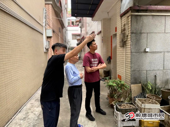 居民群眾共同協商四小園改造。.jpg