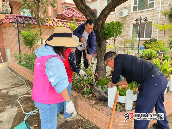 齊心協力共建和美沙邊。.jpg