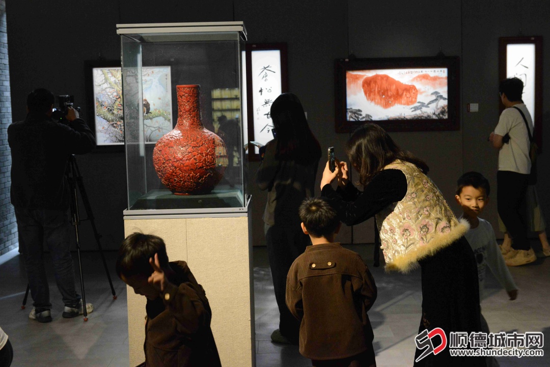 展品1.jpg