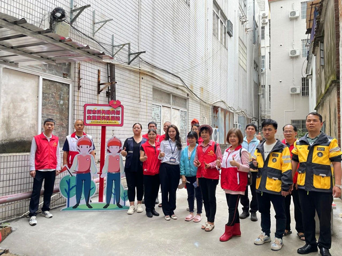 攜手共筑美好家園。.jpg