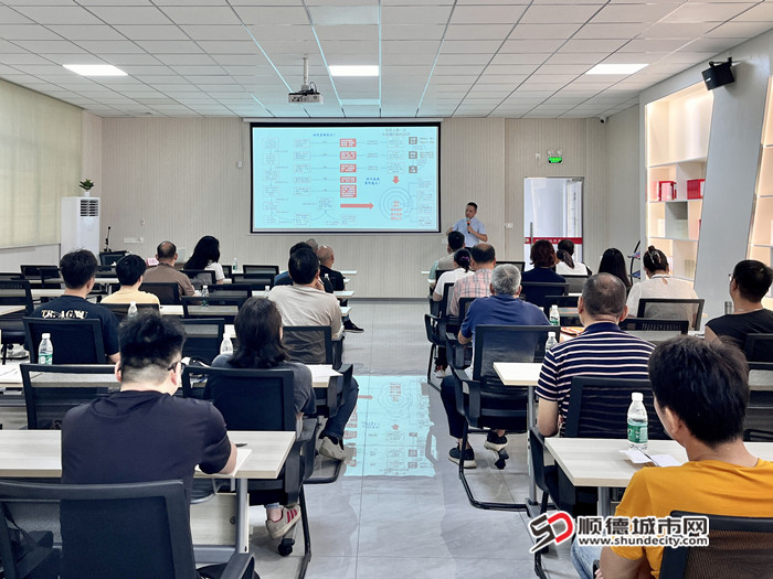 杏壇鎮流動黨員培訓班配圖1_副本.jpg