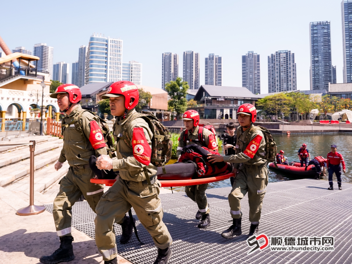 12312814_副本.jpg
