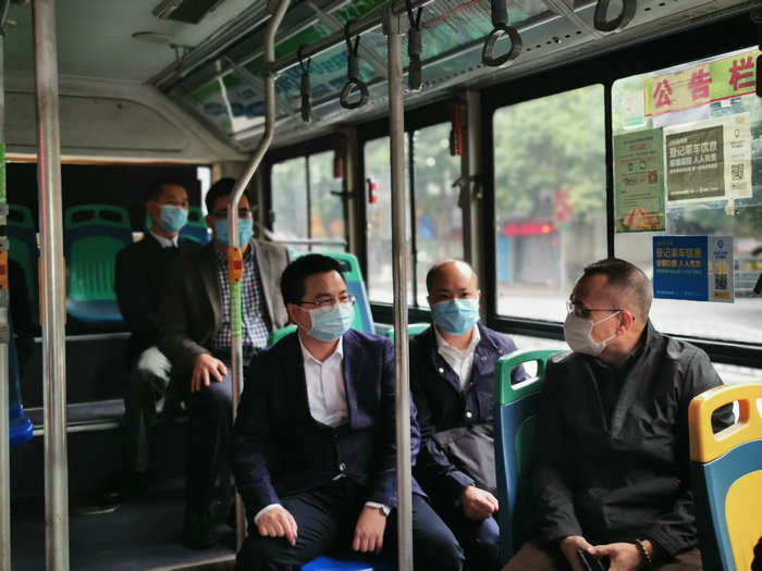 現場辦公！今后市民搭乘公交到桂洲醫院就醫不再“折騰”