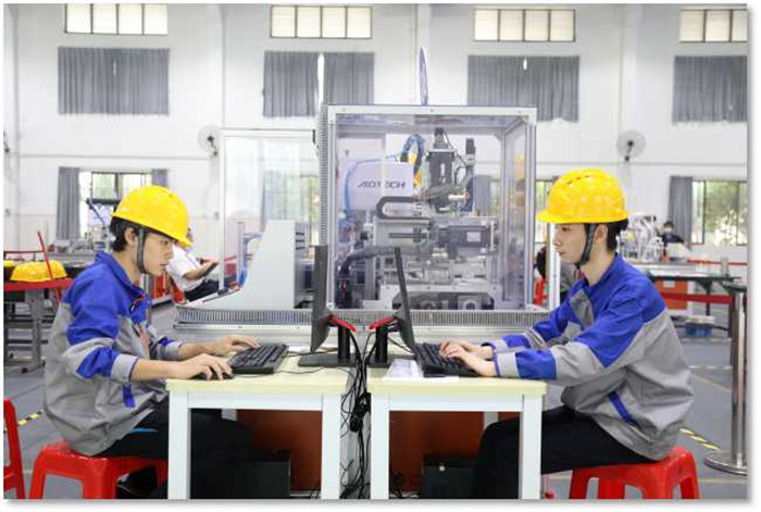 胡寶星職校：立德樹人守初心，砥礪前行筑新夢