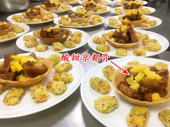 酸甜開胃的京都骨，滿滿果香惹人垂涎