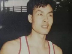 奧運期間，了解一下均安這位“特別的”國家籃球隊員吧?。ㄉ希? title=