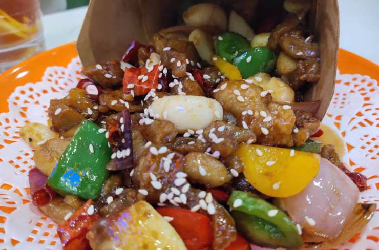 這道菜，集酸、甜、脆、辣、鮮香于一體！