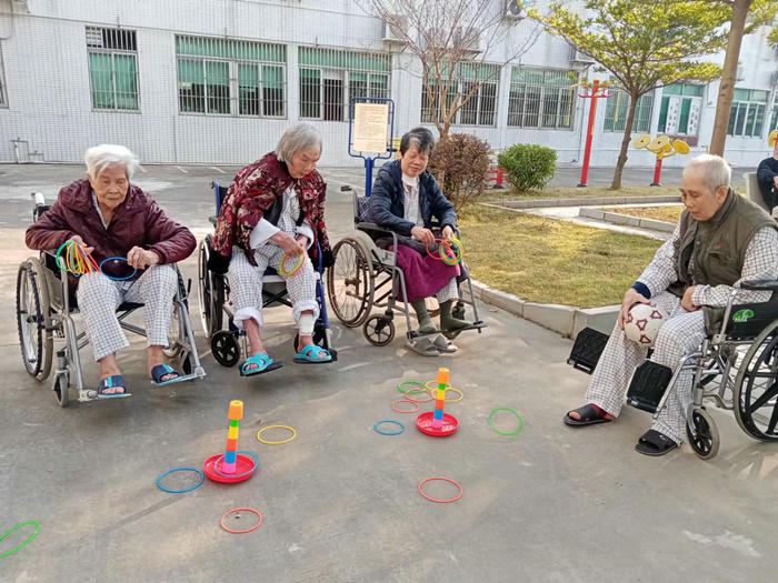 央視《焦點訪談》節目聚焦順德均安醫養結合模式