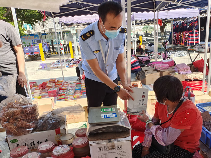 龍江：未雨綢繆，杜絕攤販非法行醫賣藥