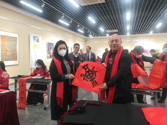 春聯送祝福，建交流平臺，世界順聯總會2023春節誠意滿滿！