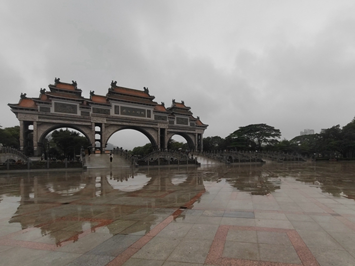 在這個看一眼就要滴出水的順德，我與“潮濕”和解了