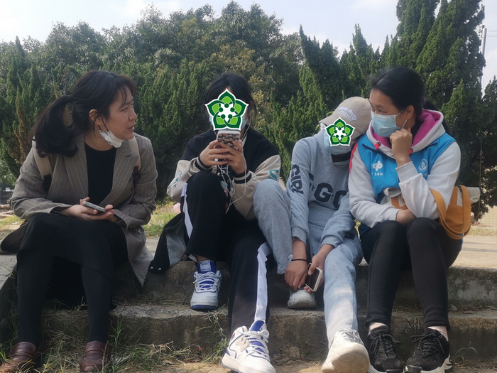 右眼新聞：你是我生活中的那束光