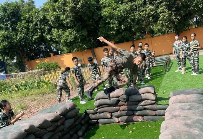 勒流上江小學“兵教師”用“綠色種子”傳承紅色基因