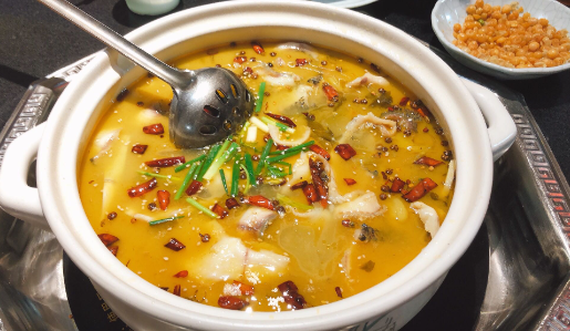 這道菜酸爽又開胃，聽說能下兩碗飯