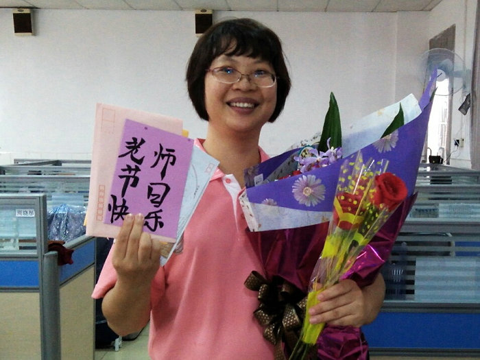 “親愛的區老師我們永遠懷念您”！她的生前決定讓人淚目