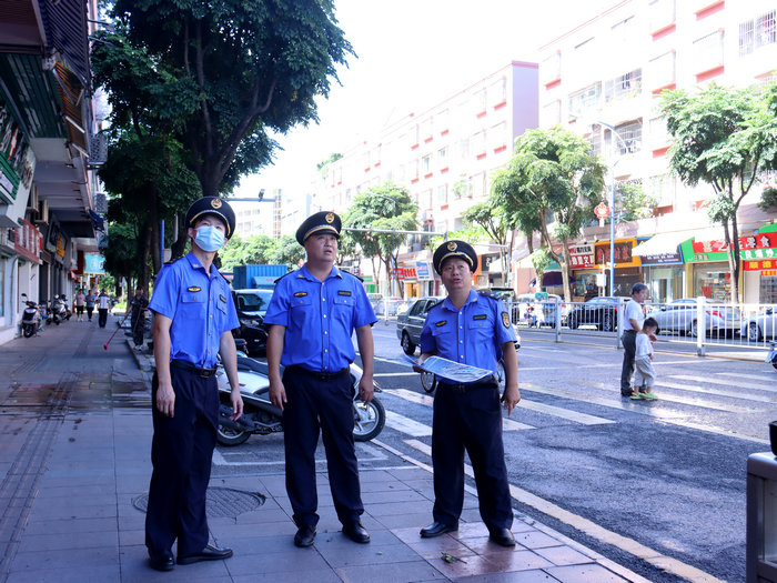  倫教拆除4宗樓頂違建，守護“頭頂上的安全”
