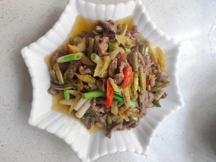 最近沒胃口？酸酸辣辣的泡椒牛肉來啦！