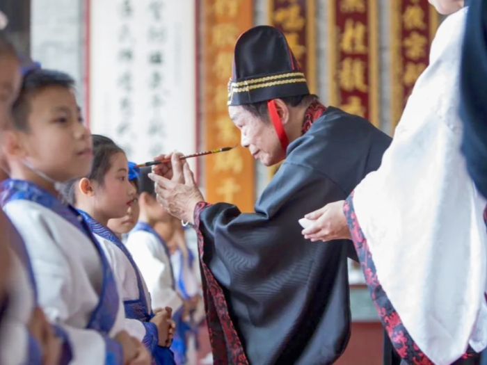 啟蒙禮、蒙學(xué)潮墟...陳村周末這場“蒙學(xué)盛宴”不容錯(cuò)過