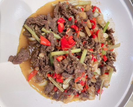 下飯神器又來了，試試這道芹菜炒牛肉！