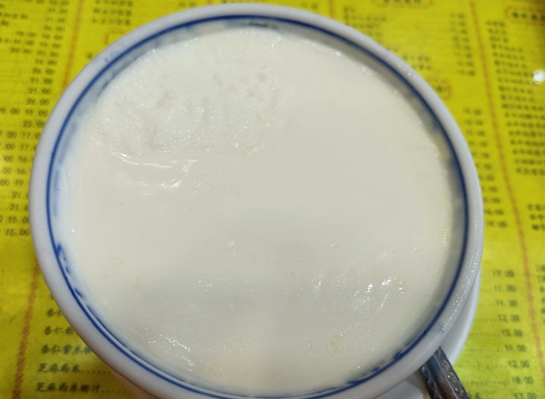 安排，一人三餐四季都有一碗雙皮奶！