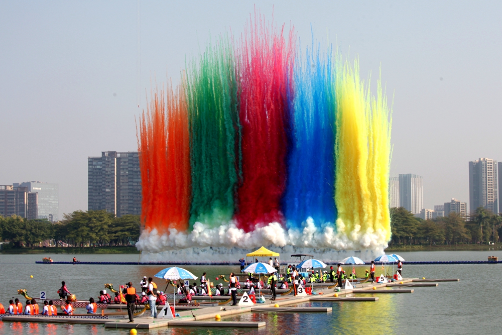 壹周美圖：桂畔湖上，“順德龍”揮槳競渡