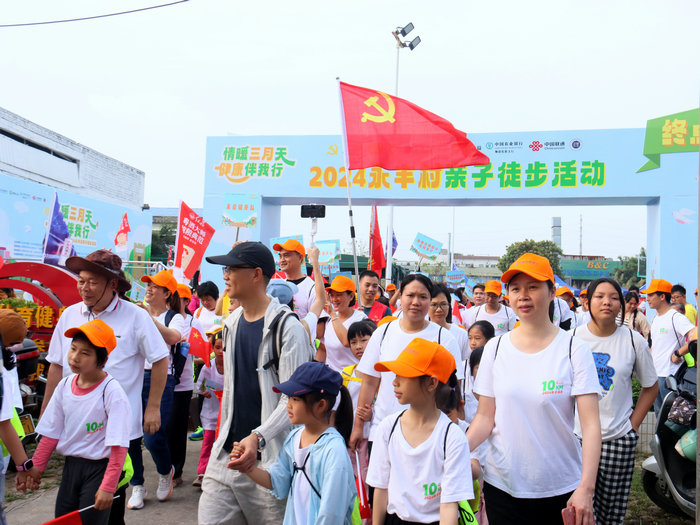 壹周順德：倫教永豐村美麗蛻變，600多人徒步見(jiàn)證