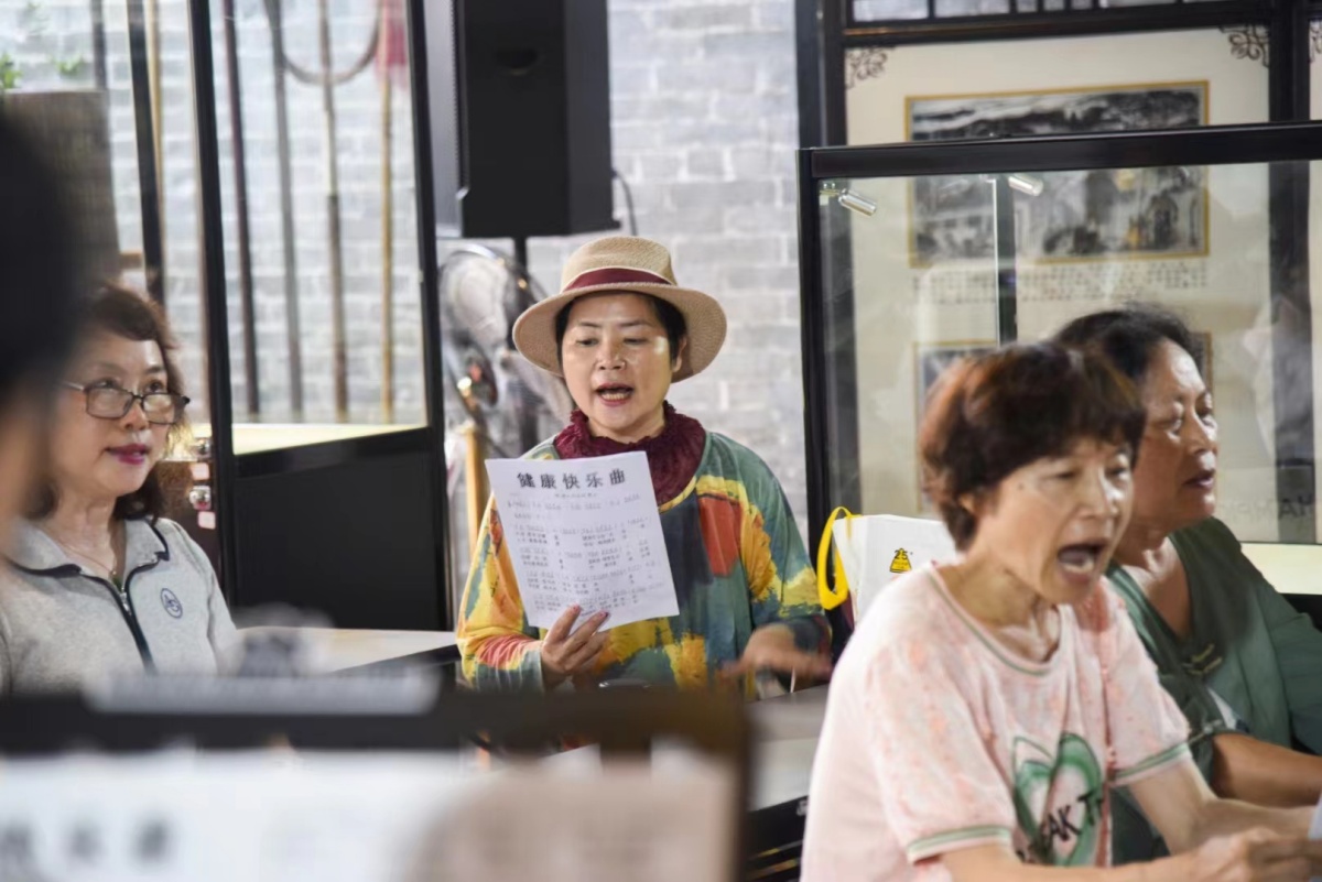 右眼新聞：老年友好型社區里的幸福時光