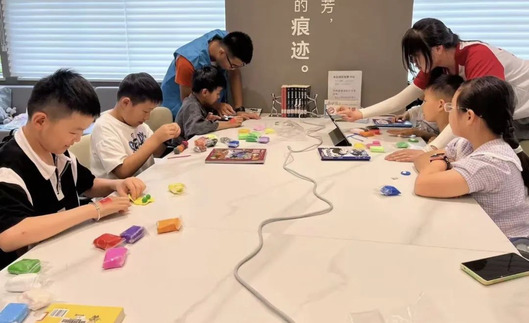 超輕黏土造字、趣味拼貼涂鴉，名額有限→