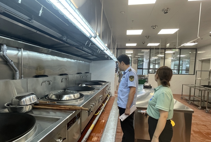 食堂規(guī)范啟用！華師樂小開學(xué)前全面就緒
